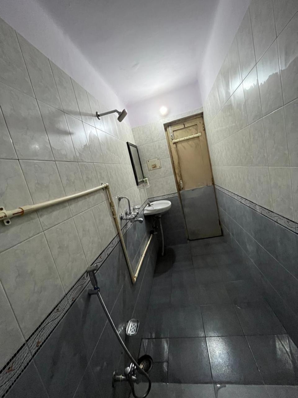 Vishwa Deva Homestay Varanasi Exterior photo